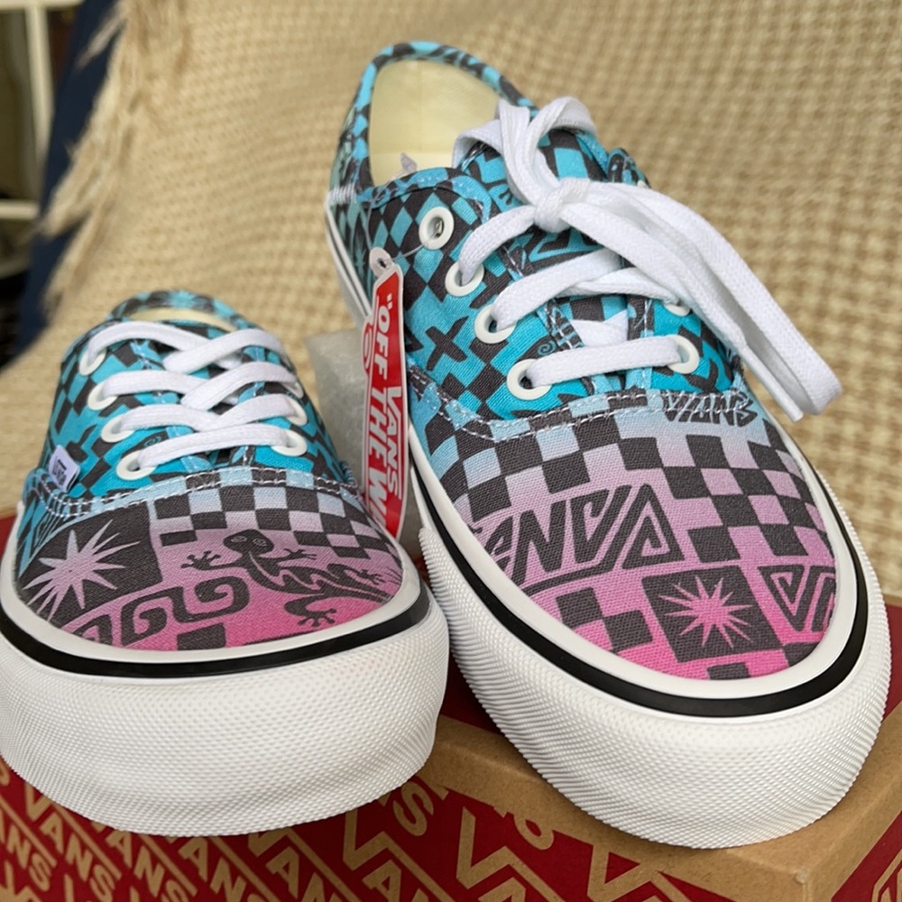VANS AUTHENTIC SF TRIBAL CHECK WMNS - Picture 10 of 16